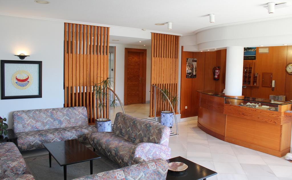 Отель Residencia Miramar Сан-Висенте-де-ла-Баркера Экстерьер фото
